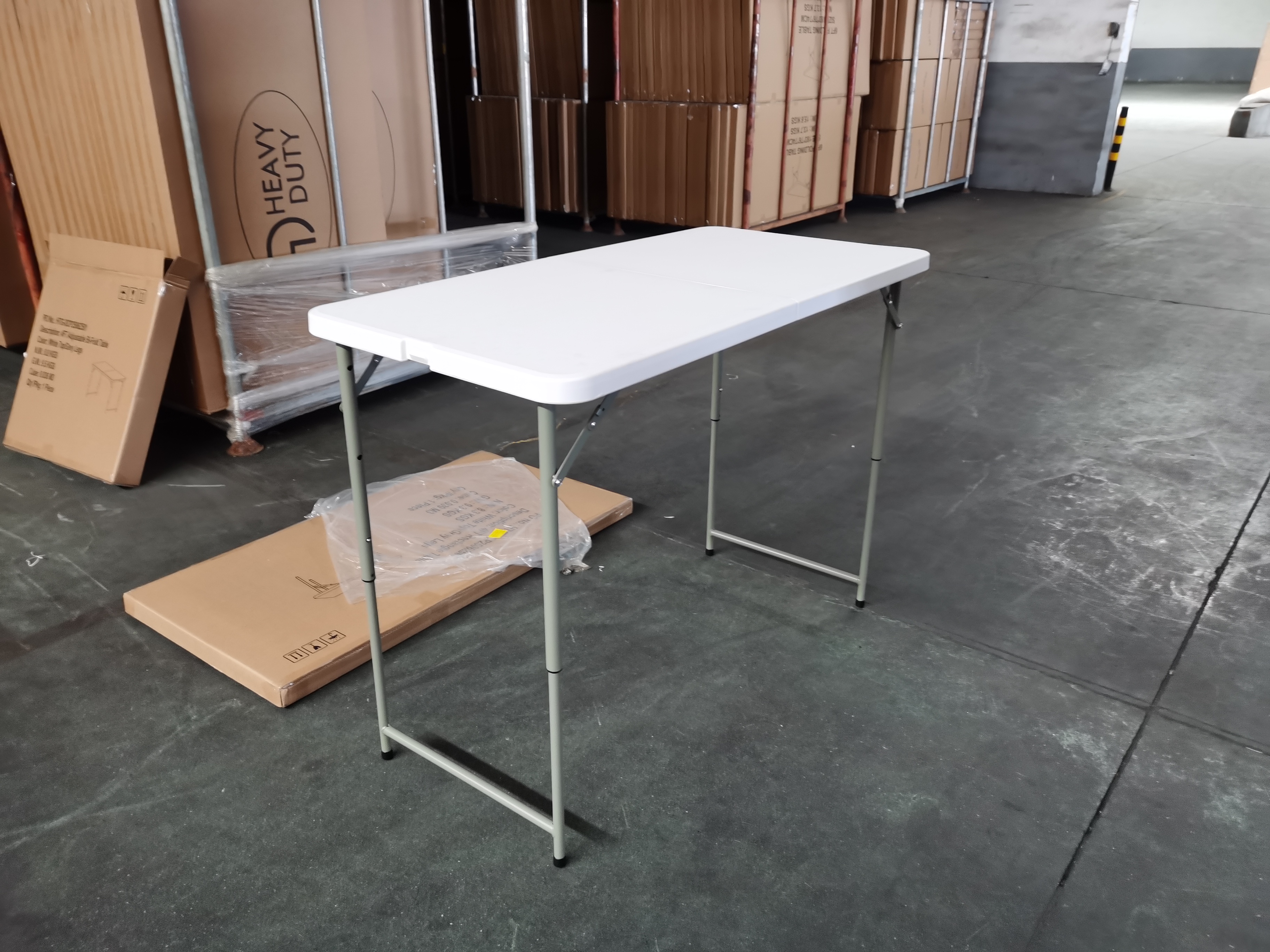 Plastic Folding Table Rectangle Hotel Event Party Garden Wedding Portable Camping Foldable Rectangle Tables 4FT Rectangle Table