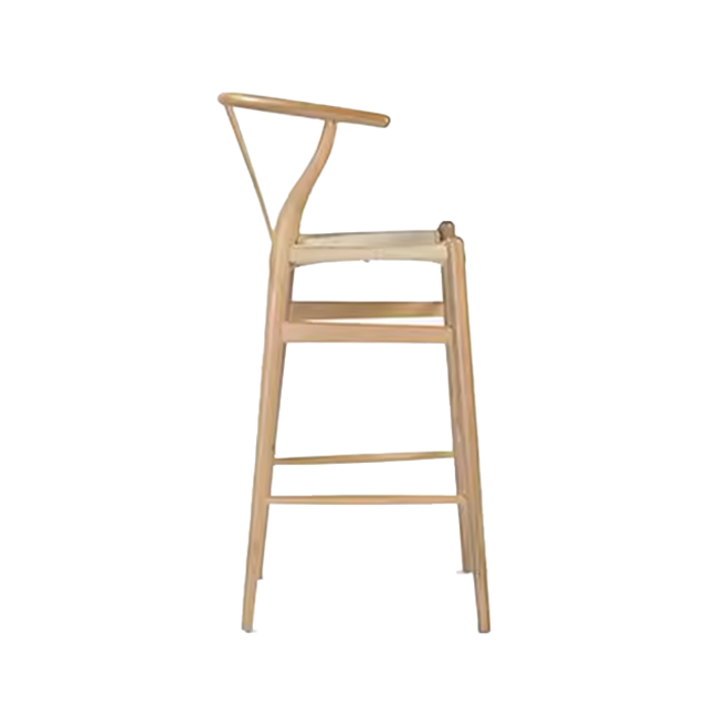 Hot Selling High Quality Modern Cafe Banquet Dining Chair Solid Wooden Stool Classic Cow Horn Bar Rattan Chair (ZG25-007)