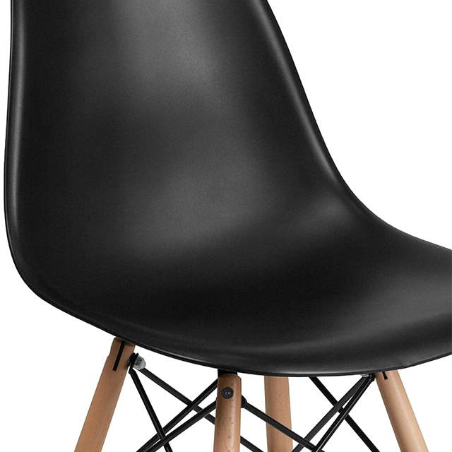 Low Price Stackable Black and Natural Color Restaurant Chair for Home Office (ZG16-058)